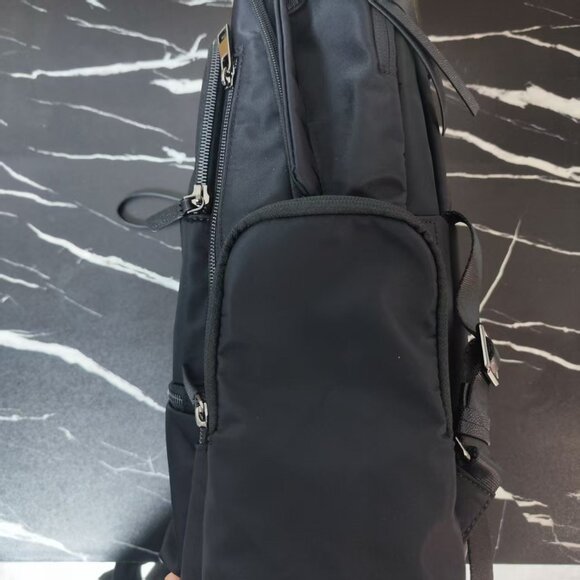 New BLACK outdoor  TUMI Celina Backpack - Picture 3 of 6